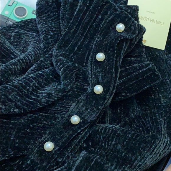 5/$15 Cynthia rowley chenille sweater black - Picture 4 of 6